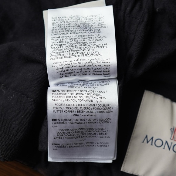 Moncler unisex jacket 2T - Picture 8 of 10